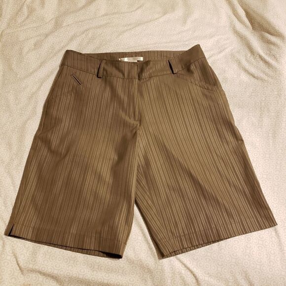 NIKE GOLF FIT DRY DARK KHAKI STRIPE SHORTS SIZE 8 - Picture 1 of 5